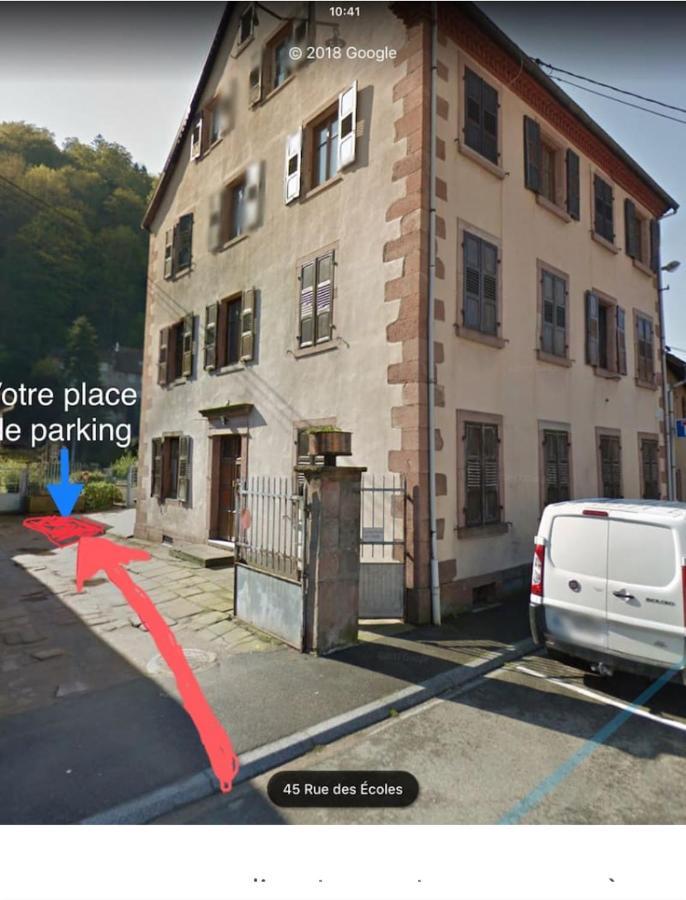 Le Gite Du Chateau Dans Le Centre De Schirmeck Exterior foto