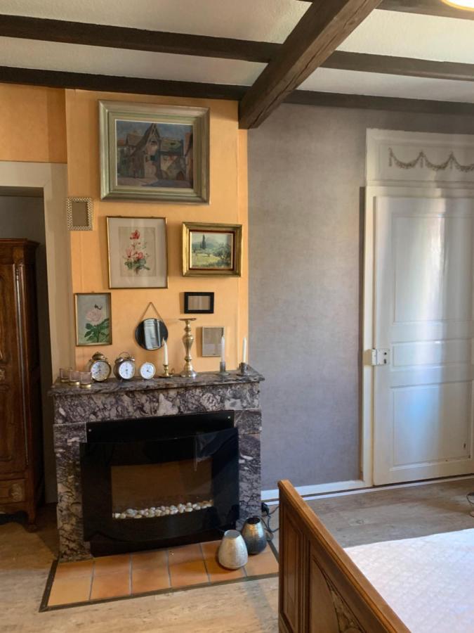 Le Gite Du Chateau Dans Le Centre De Schirmeck Exterior foto